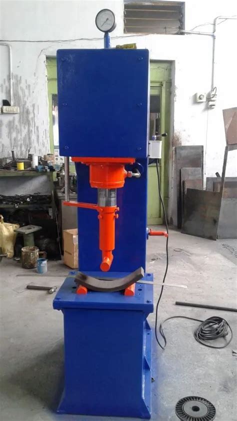 vehicle spring bending machine